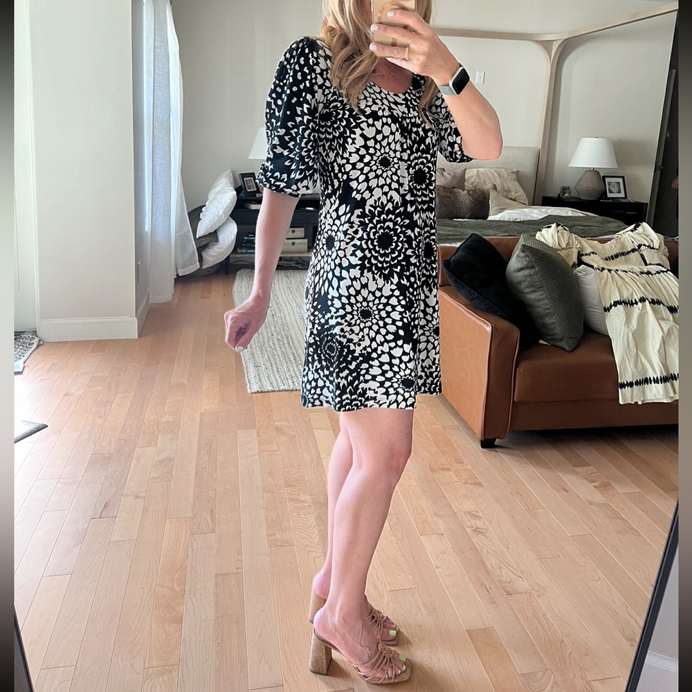 Veronica M Black and White shift dress